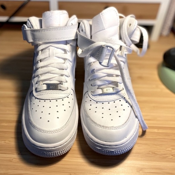 Nike Air Force Mid ‘07 - Picture 1 of 2
